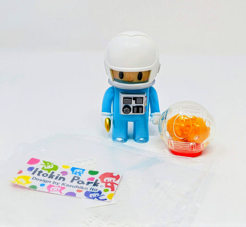 ITOKIN PARK Glow Light Blue Astronaut & Lander Sofubi Set Kazuhiko Ito